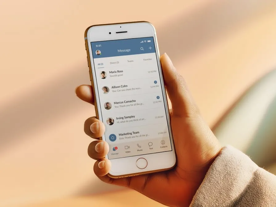Le clavier de l’application RingCentral sur un téléphone portable